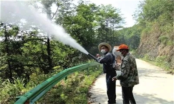 什么是喷粉防治技术