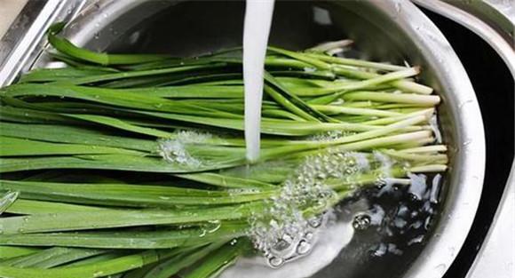 韭菜农药残留去除方法