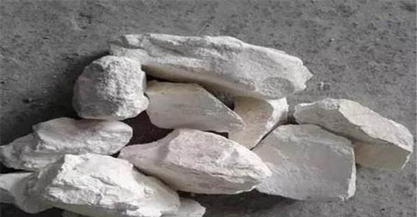 用生石灰清塘注意事项