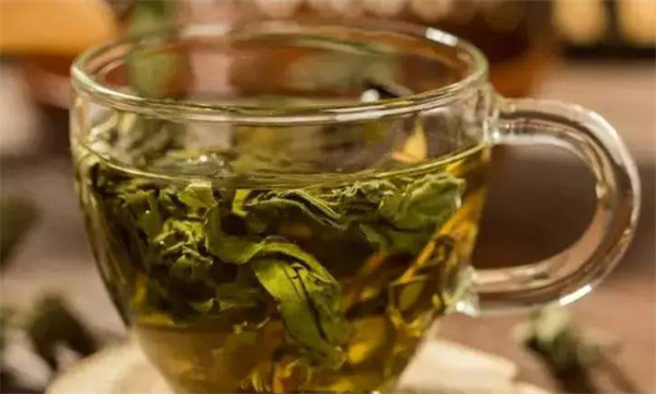 不同年龄的人群适合饮用什么样的茶