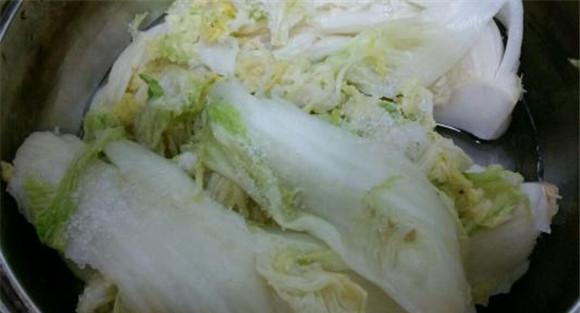 咸白菜的腌制方法